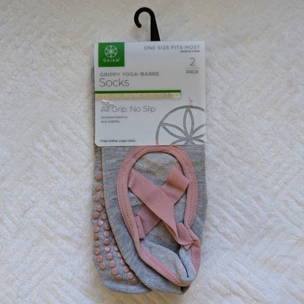 NEW Grippy Yoga Barre Socks 2-pack